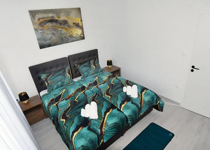 빌라 Commodious House In With 5 Bedrooms